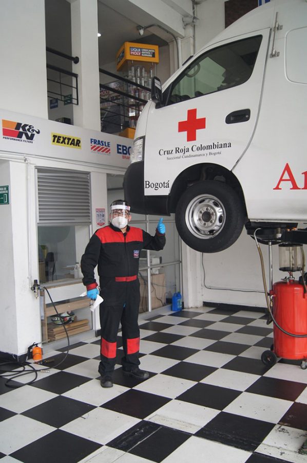 LIQUI-MOLY dona cambio de aceite a los vehículos de la salud