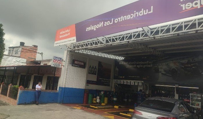 LUBRICENTRO LOS NOGALES
